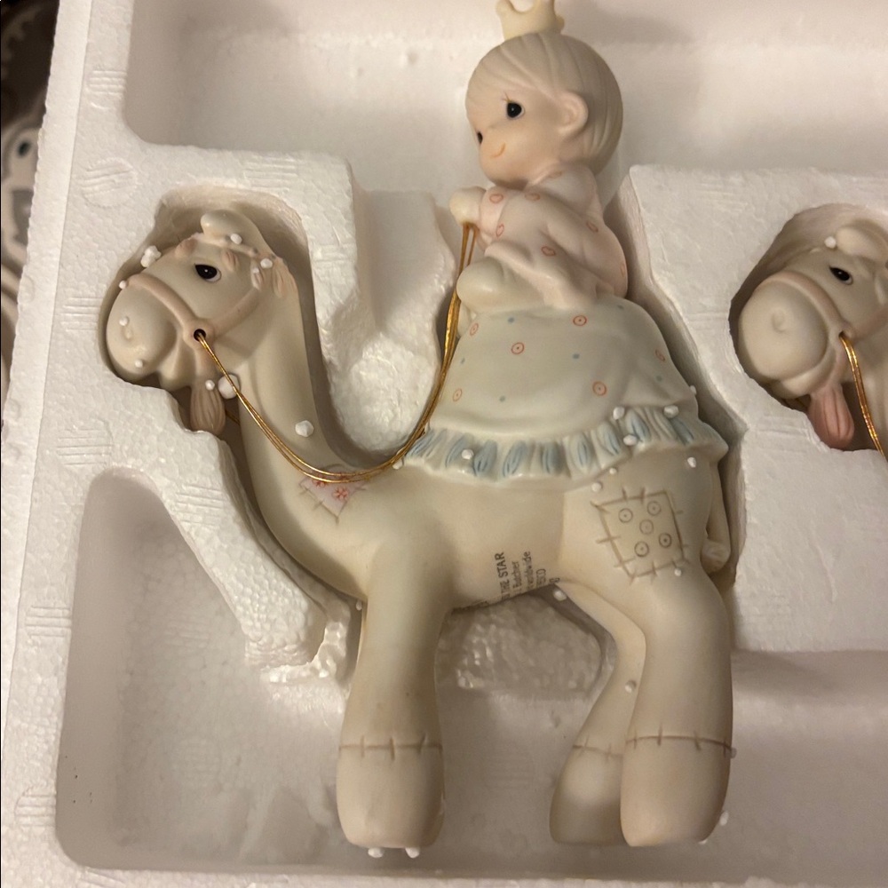 Precious Moments “They follow the Star” set 108243 Figurines in orig. box - Picture 5 of 11